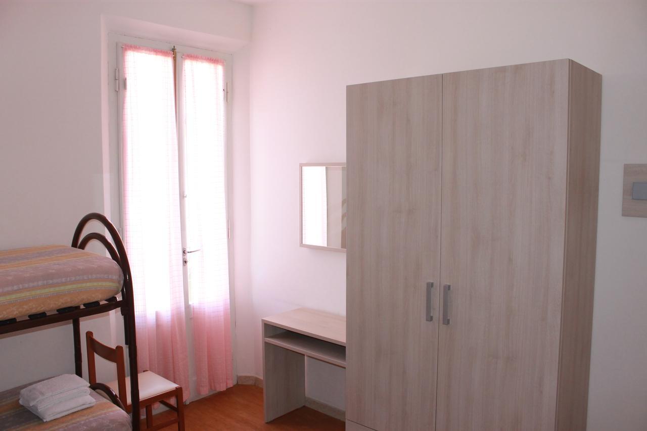 Hotel Susanna Rímini Habitación foto