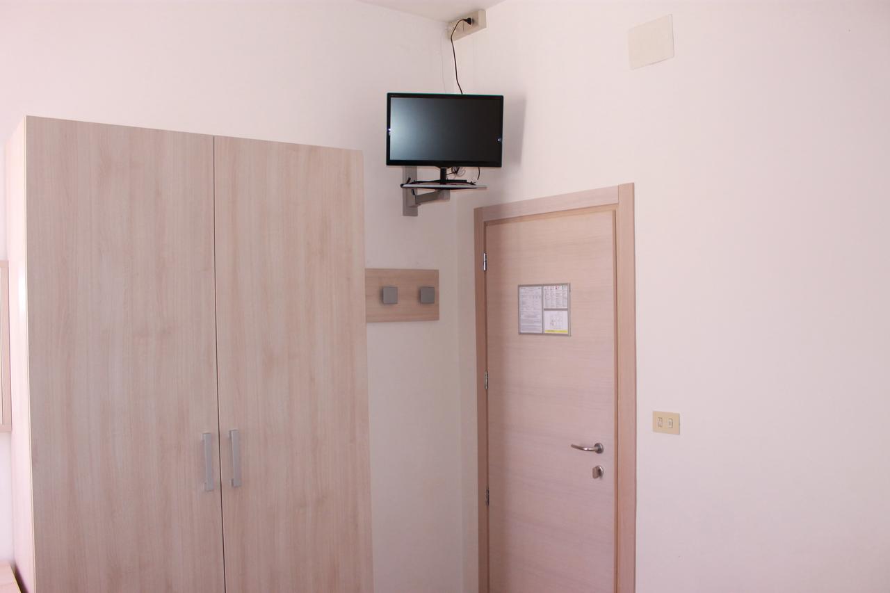 Hotel Susanna Rímini Habitación foto
